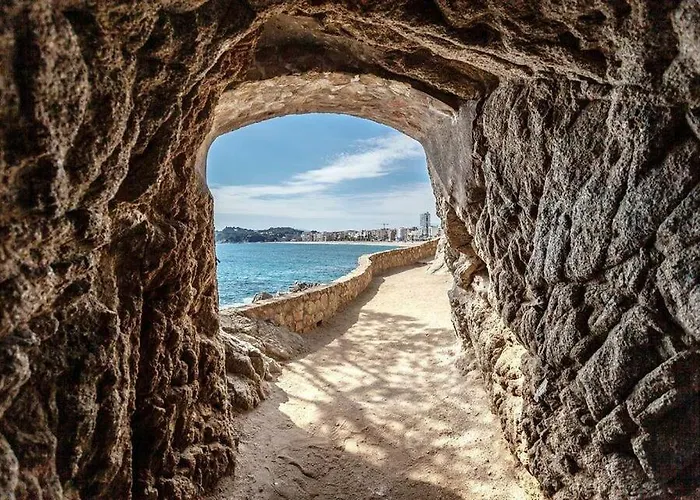 Bequia Vila Lloret de Mar