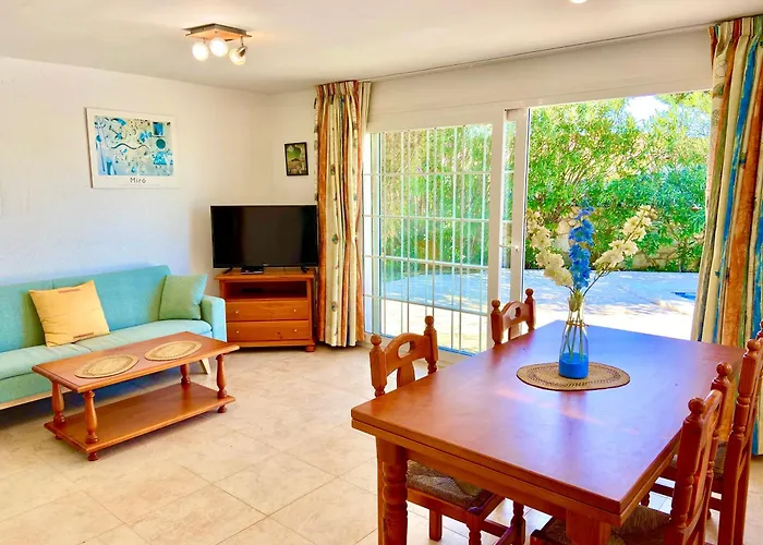 Bequia Vila Lloret de Mar